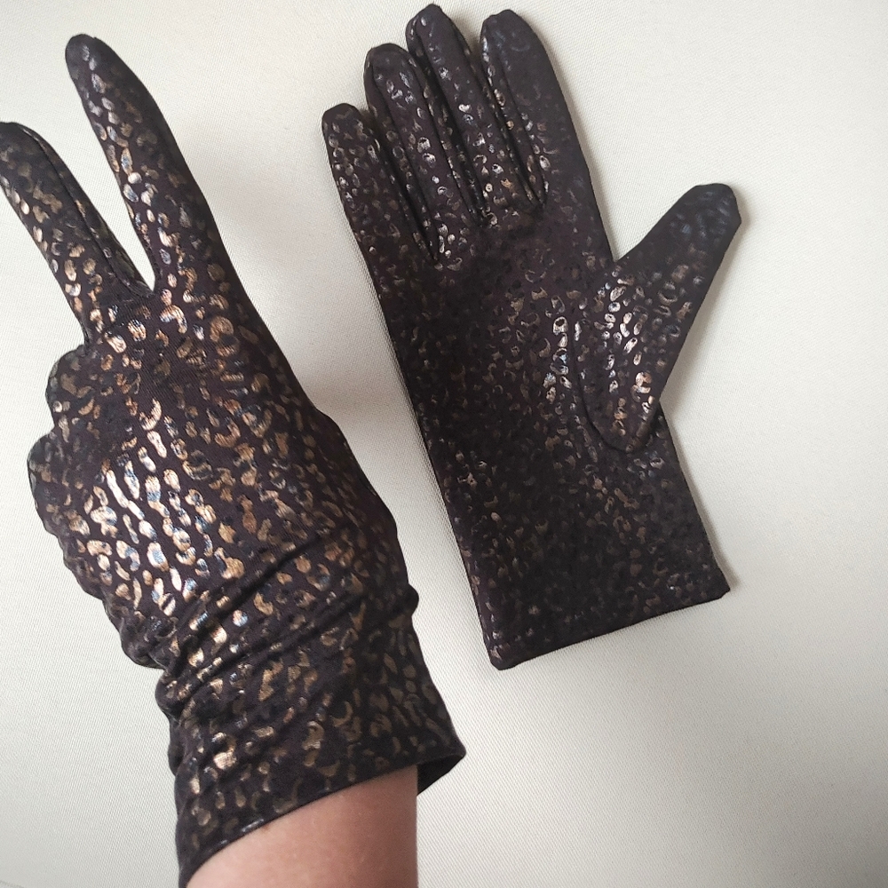 HOLIDAY PICK ✴ Brown Gloves